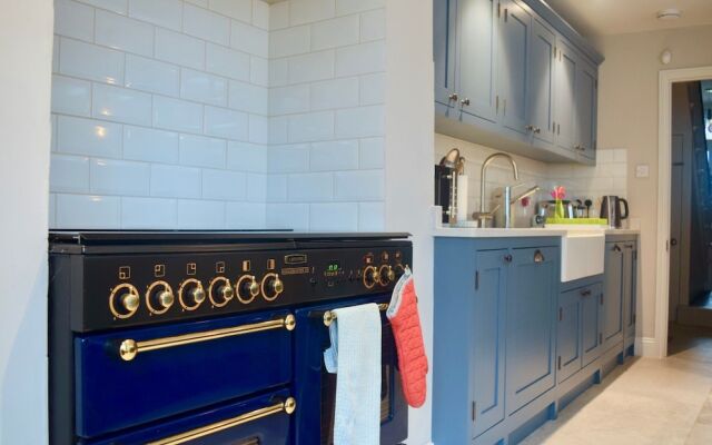 Beautiful 3 Bedroom House In Clapham