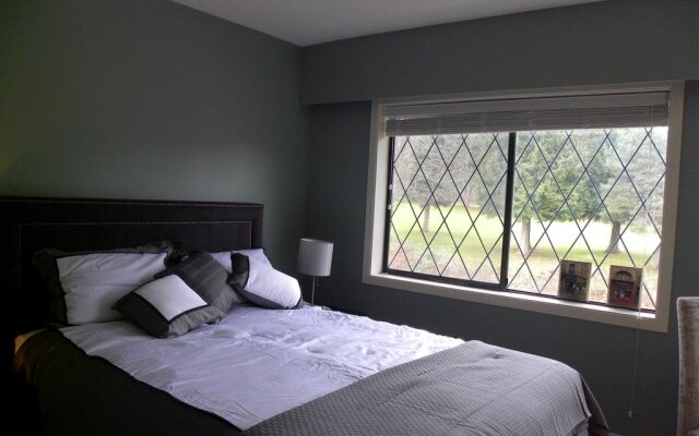 Elizabeth Manor Bed And Breakfast