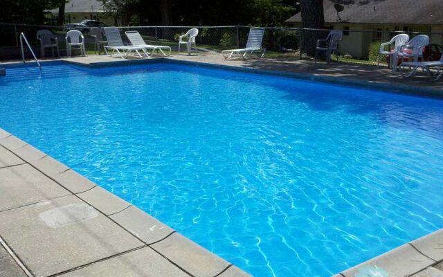 Bavarian Inn Lodge & Restaurant