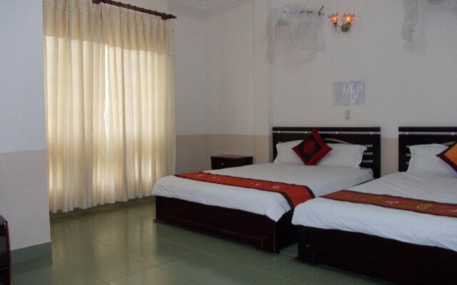 Gold Star Hotel