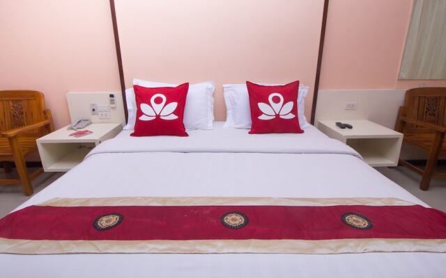 ZEN Rooms Surasak 1
