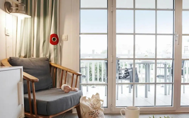 Flat on the Beach With Pool in Le Crotoy