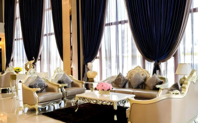 LK Grand Empire Pattaya