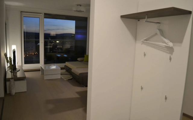 Panorama Apartment with Free Parking