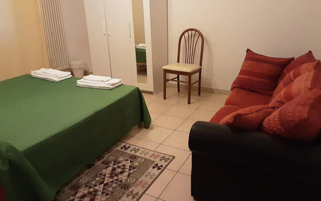 Locazione Menini - Camere zona stazione