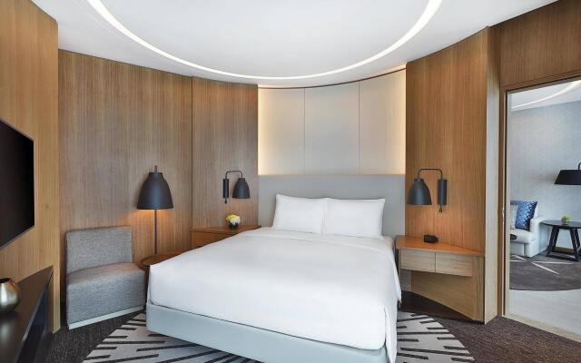 Double Tree by Hilton Dubai Business Bay Hotel
