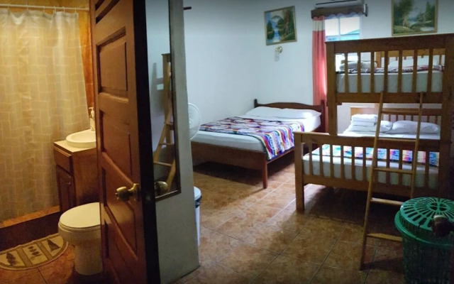 Don Santiago Guesthouse Downtown