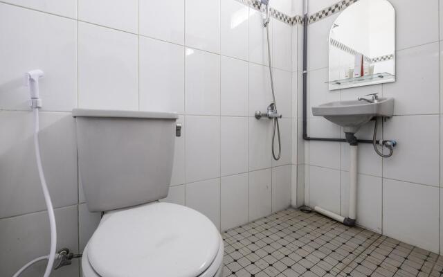 Capital O 1541 Puri Cikole Asri