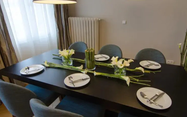 Franz Apartments