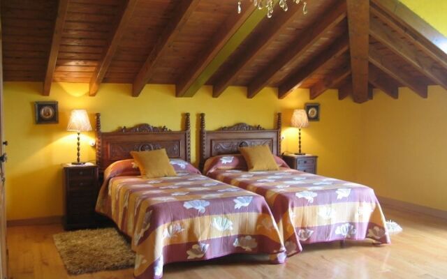 Sobrefuentes Casa De Aldea