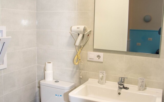 Hostal Emporda