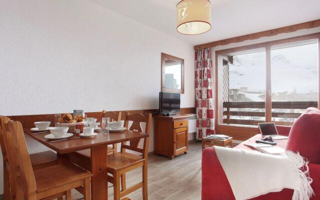 Studio with balcony or terrace near the ski slopes