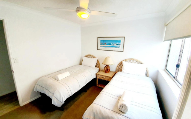 Pandanus Shores Kings Beach