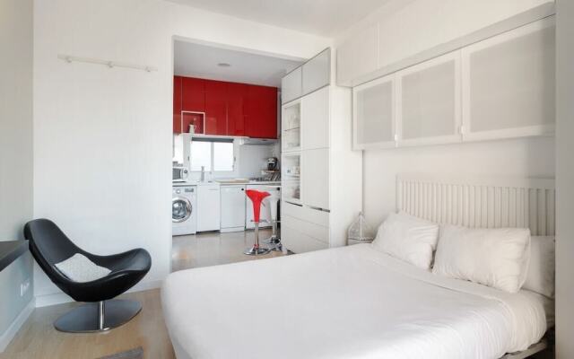 Modern Studio,sleeps3,10min Sagrada Familia Temple