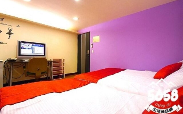 Fengchia Bichon Art Homestay