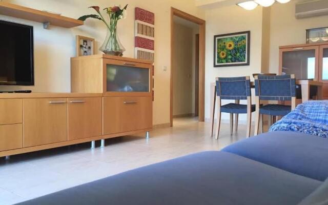 .Apartamento 1a linea de playa + piscina + parking DAIMUS