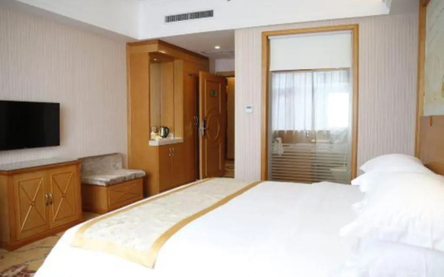 Vienna Hotel Foshan Lingnan Pearl Gymnasium
