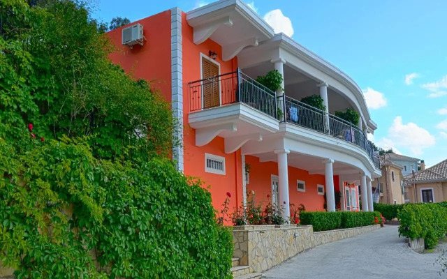 Nikas Villa Orange Apartments