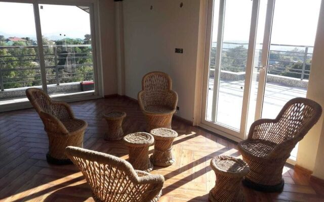 Serene Suites