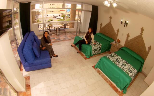 Hotel Solamar Inn