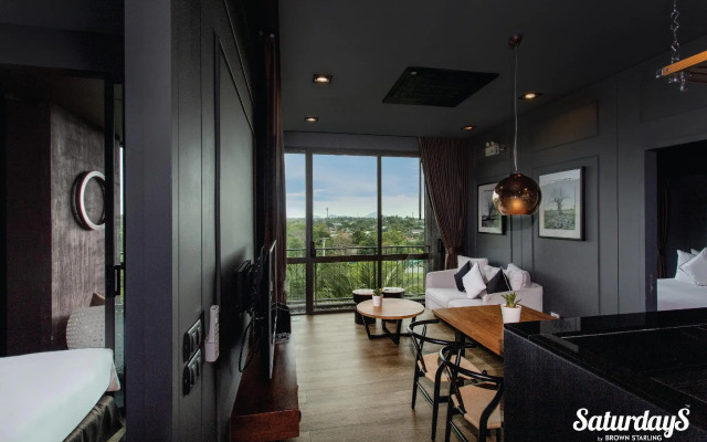 Saturdays Residence