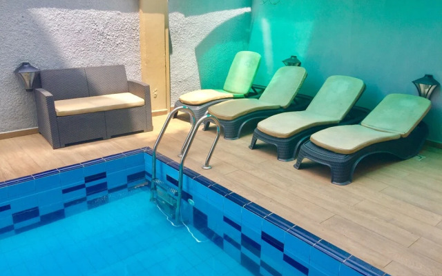 The Rodinia Hotel