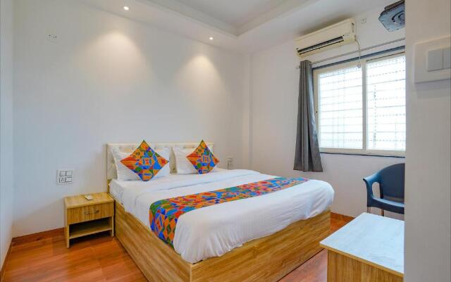 Fabhotel Farmaish Garden