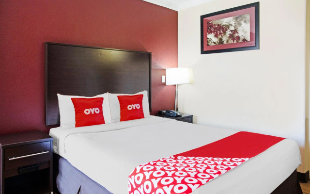 OYO Hotel McAllen Airport South