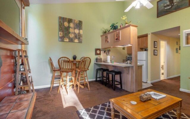 Regency Way Criterion 40 - Spruce