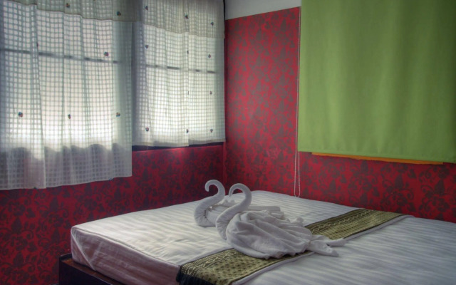 999 Triple Nine Guesthouse & Hostel Chiangmai