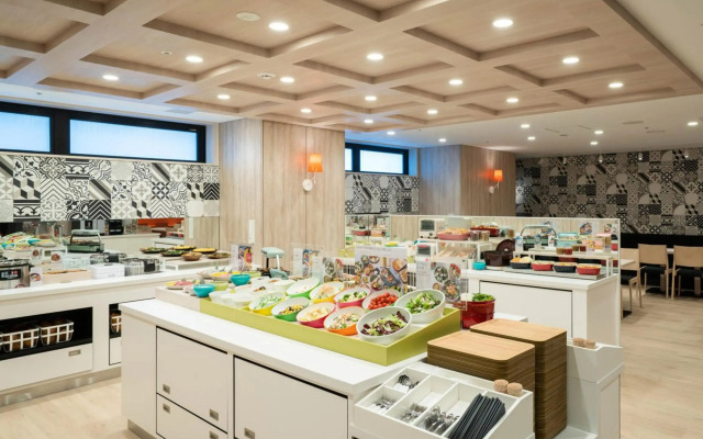 Vessel Inn Chiba Station