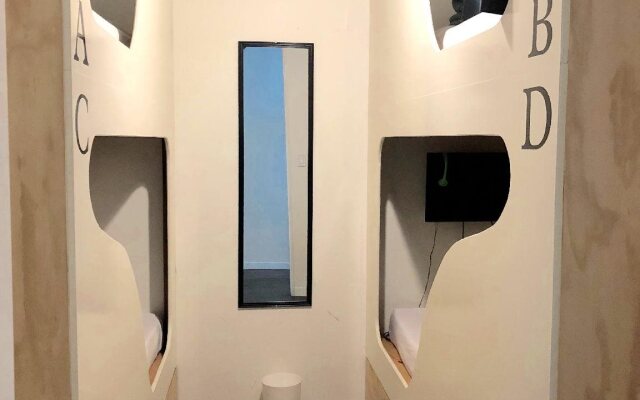 Two Peas Pod Hostel