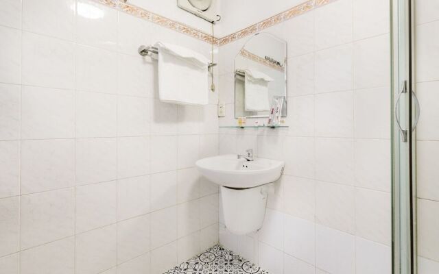 Spot On 662 Asiana Hotel