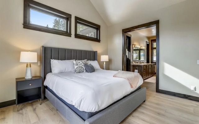 Barton Creek Vista 6 Bedroom Home