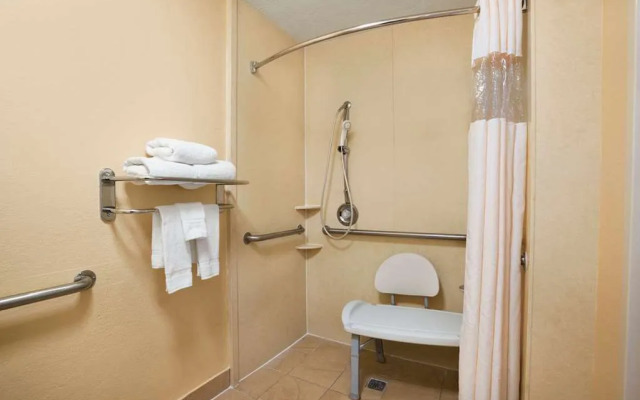 Days Inn Jacksonville Airport