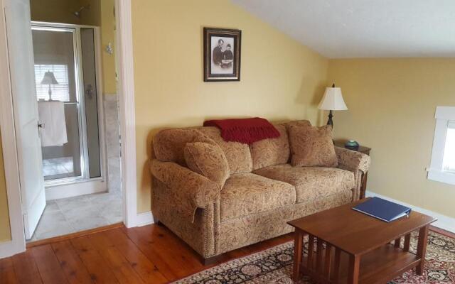 The Swope Manor Bed & Breakfast