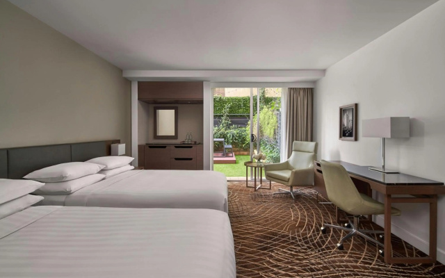 Melbourne Marriott Hotel – Guest Rooms – Melbourne