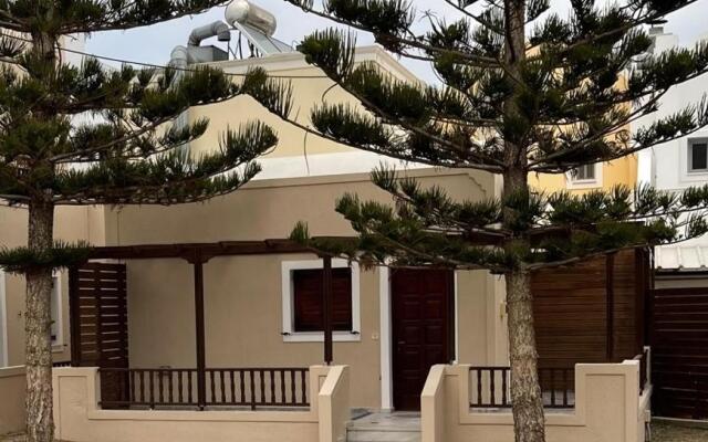 Tarelis Apartments & Studios