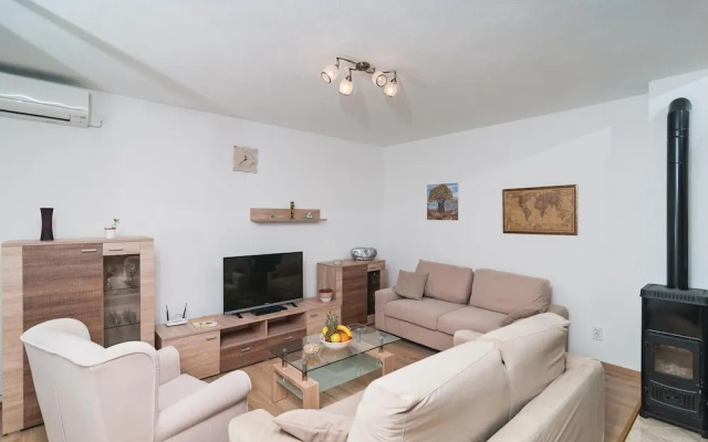 Amazing Home in Postira With 2 Bedrooms, Wifi and Outdoor Swimming Pool