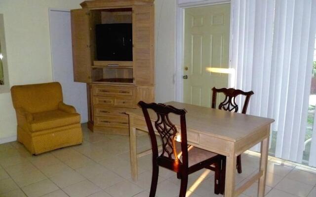 Orchard Garden Hotel & Suites