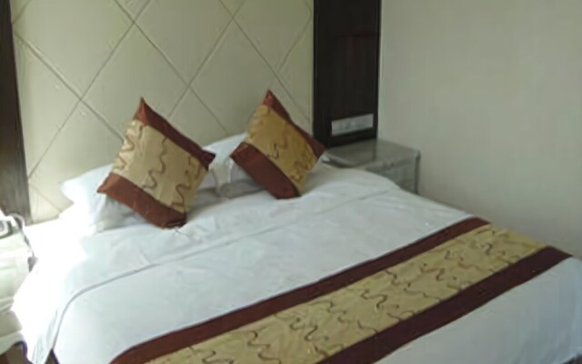 Lijing Holiday Hotel