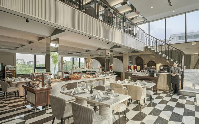 La Siesta Premium Saigon