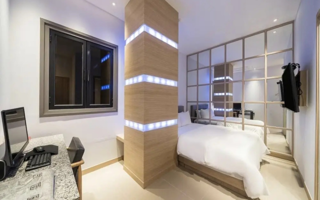 Hotel Myeong Jak