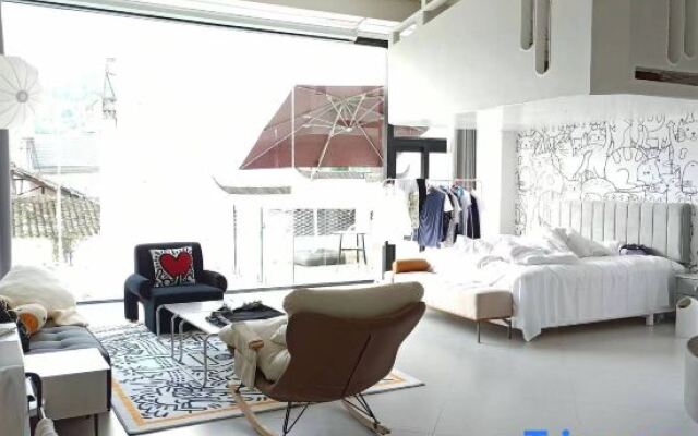 Y Art bnb