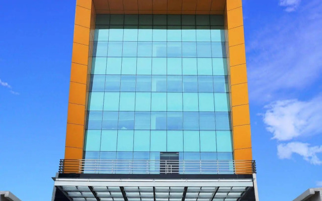 World Hotel
