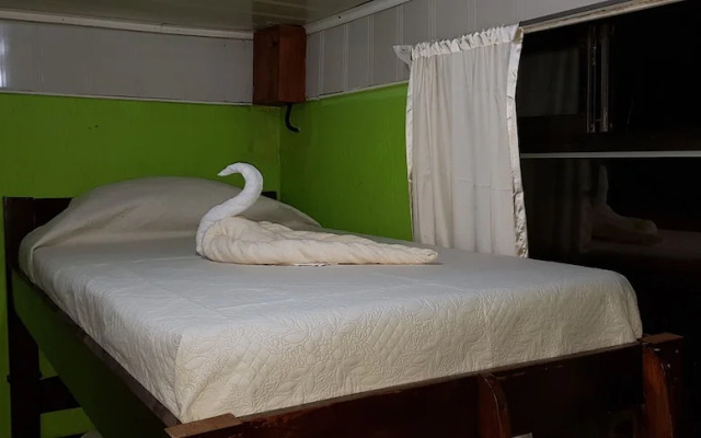 Moras Place B&B - Hostel