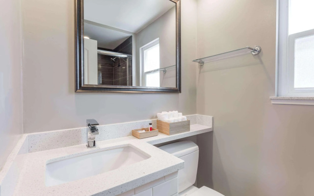 Sather Berkeley, SureStay Collection by Best Western