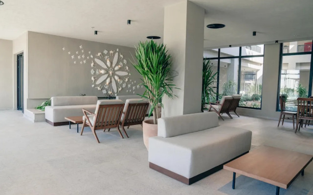 Sentido Naga Bay