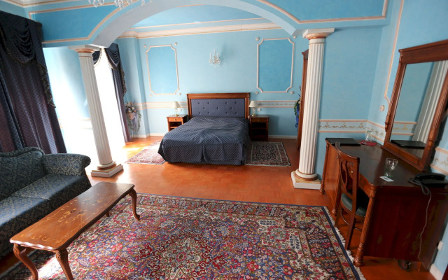 Renesance Krásná Královna