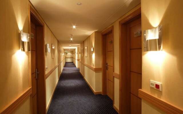 Safir Bhamdoun Hotel